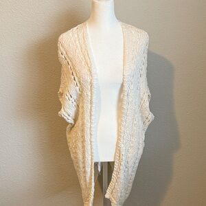 American Eagle Outfitters Cream Knit Cardigan